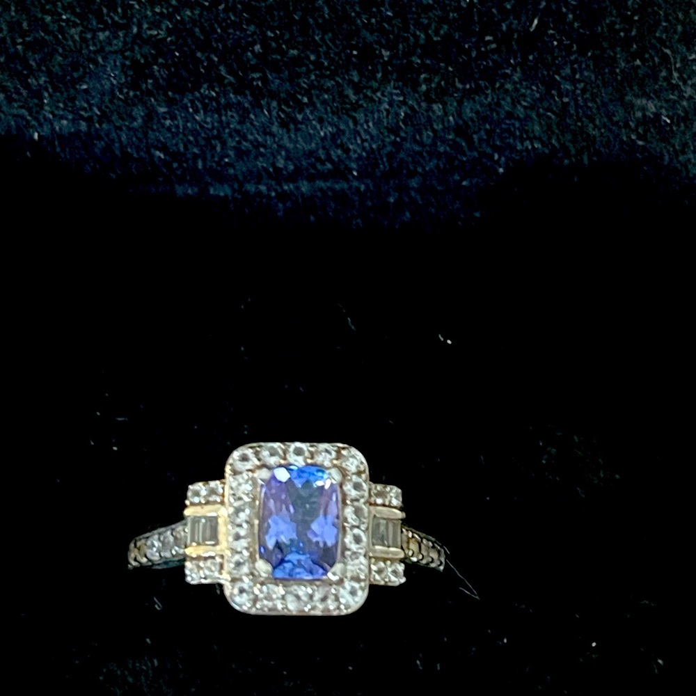 Elegant Purple and Silver Women's Ring